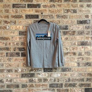 Patagonia Kids Long Sleeve Shirt in Heather Gray